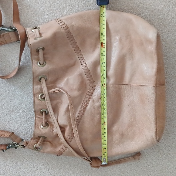 Day & Mood Leather Shoulder Bag - Picture 9 of 9